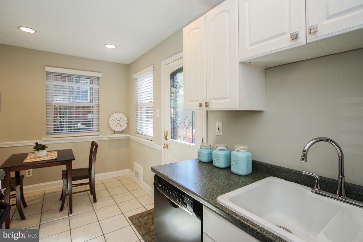 3306 Fayette Road Kensington, MD 20895 - Photo 19 of 30 Kitchen