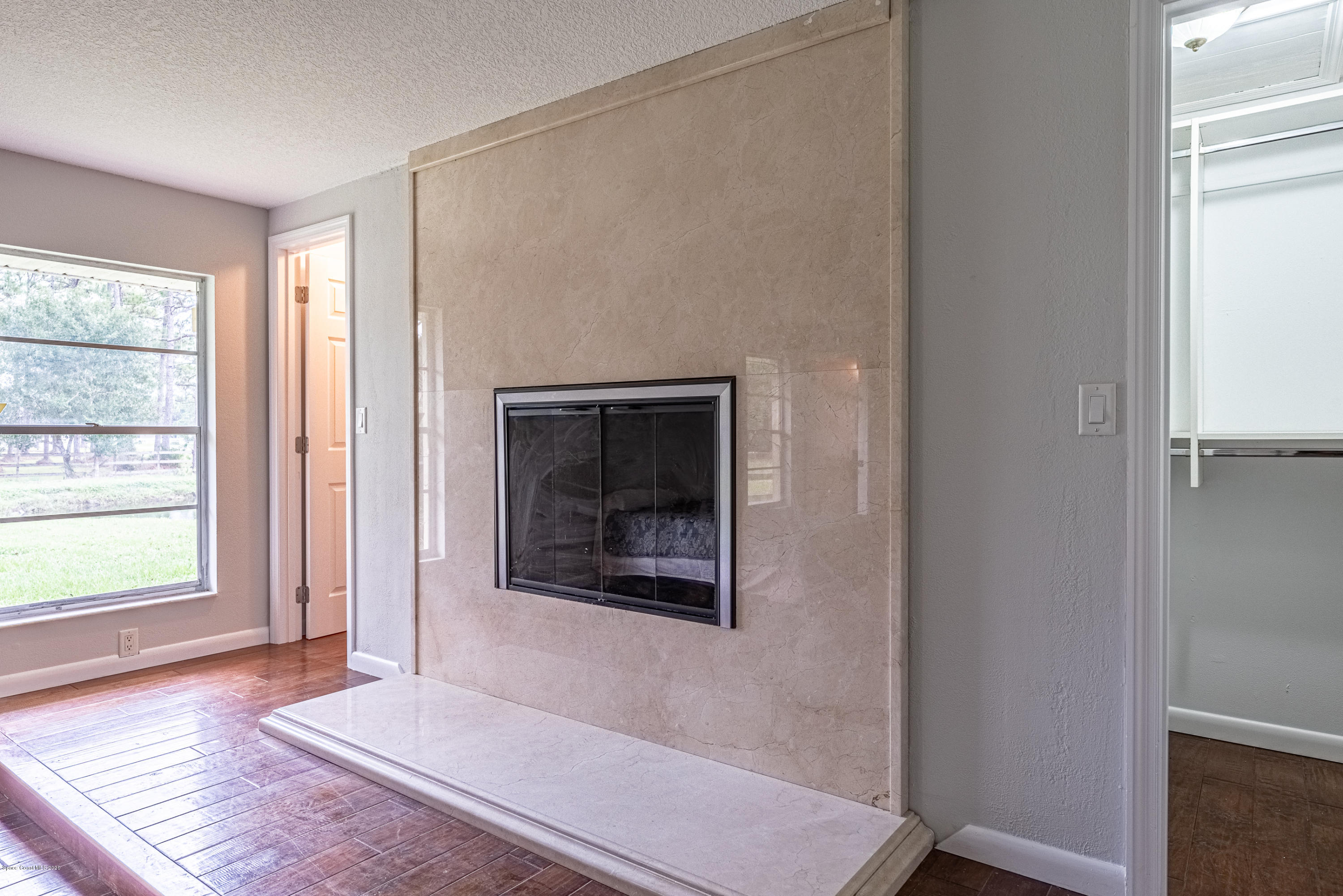 4300 Pinewood Road Melbourne, FL 32934 - Photo 24 of 60 a view of an empty room and window