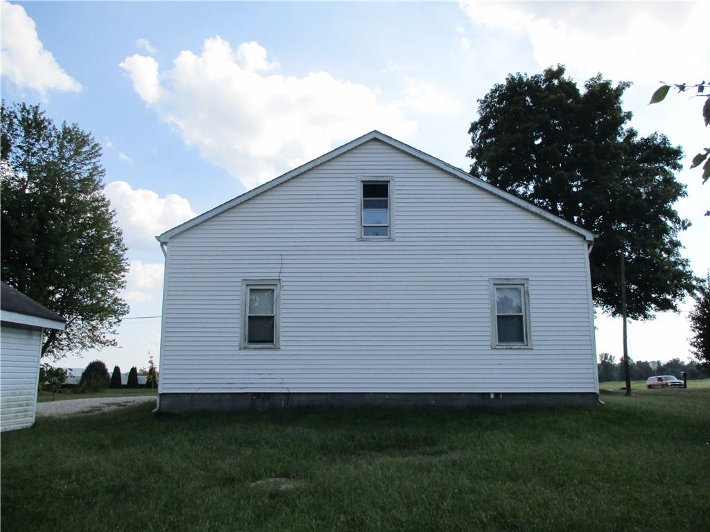 1780 West Deaver Road Columbus, IN 47201 - Photo 20 of 22