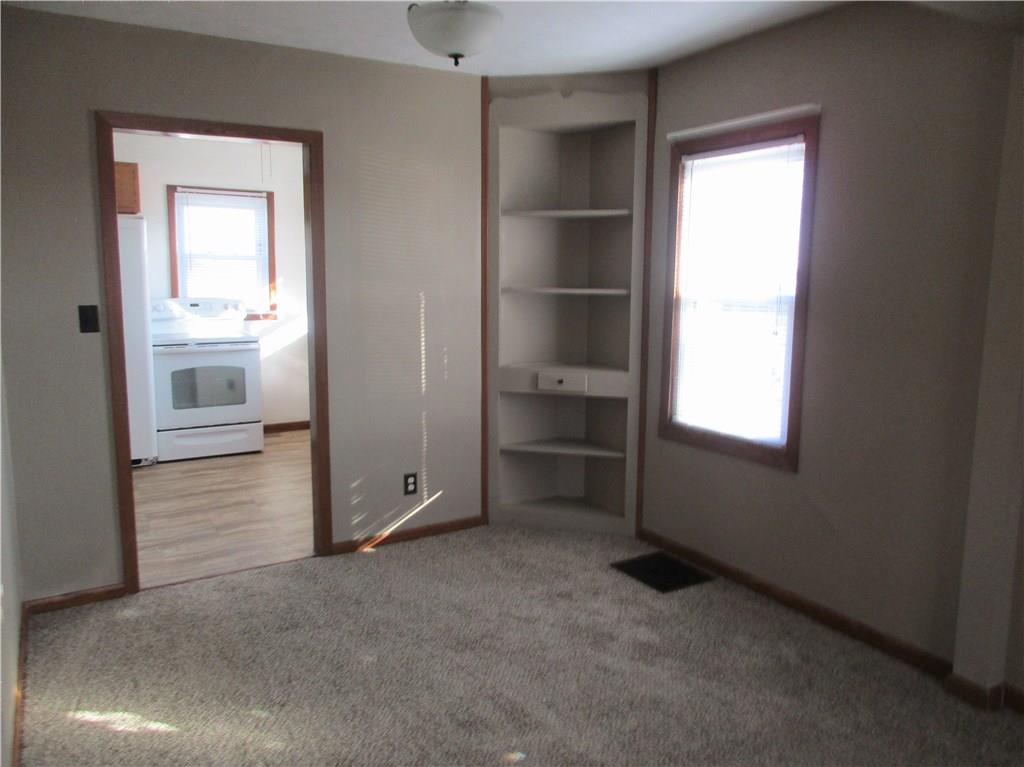 1780 West Deaver Road Columbus, IN 47201 - Photo 3 of 22