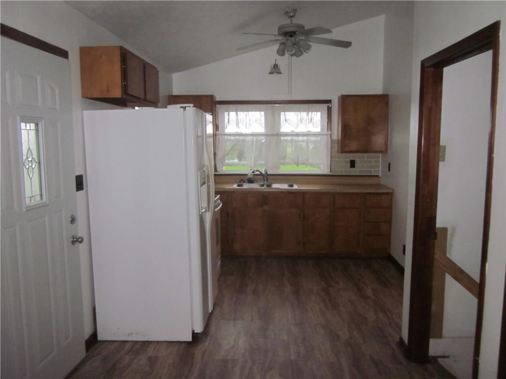 1780 West Deaver Road Columbus, IN 47201 - Photo 5 of 22