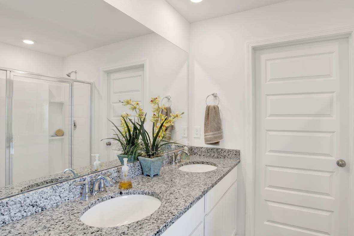 8880 Sea Star Circle Foley, AL 36535 - Photo 25 of 67 Bathroom
