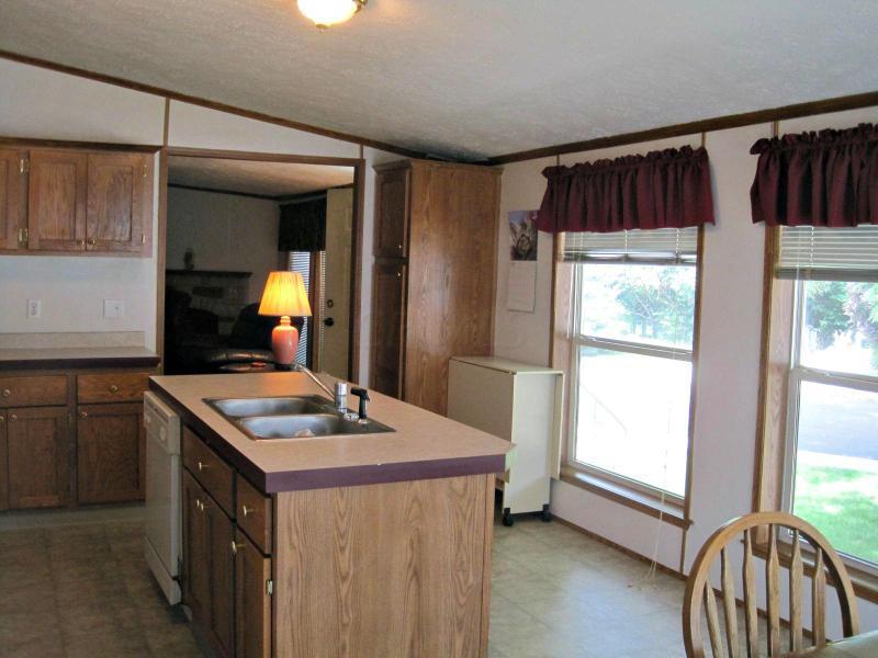 31 Spring Lake Court Delaware, OH 43015 - Photo 3 of 20 Gallery Image 3