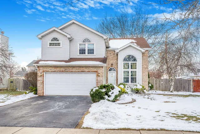 $399,000 | 373 Blackfoot Drive, Bolingbrook, IL 60490
