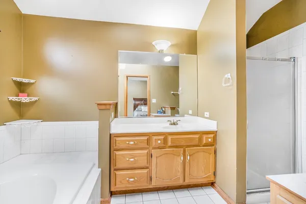 $405,000 | 373 Blackfoot Drive, Bolingbrook, IL 60490