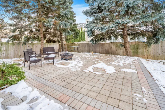 $399,000 | 373 Blackfoot Drive, Bolingbrook, IL 60490