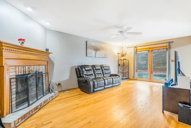 $399,000 | 373 Blackfoot Drive, Bolingbrook, IL 60490