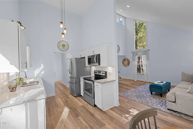 $489,000 | 1229 Selwyn Lane, Cary, NC 27511