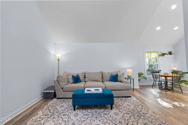 $489,000 | 1229 Selwyn Lane, Cary, NC 27511