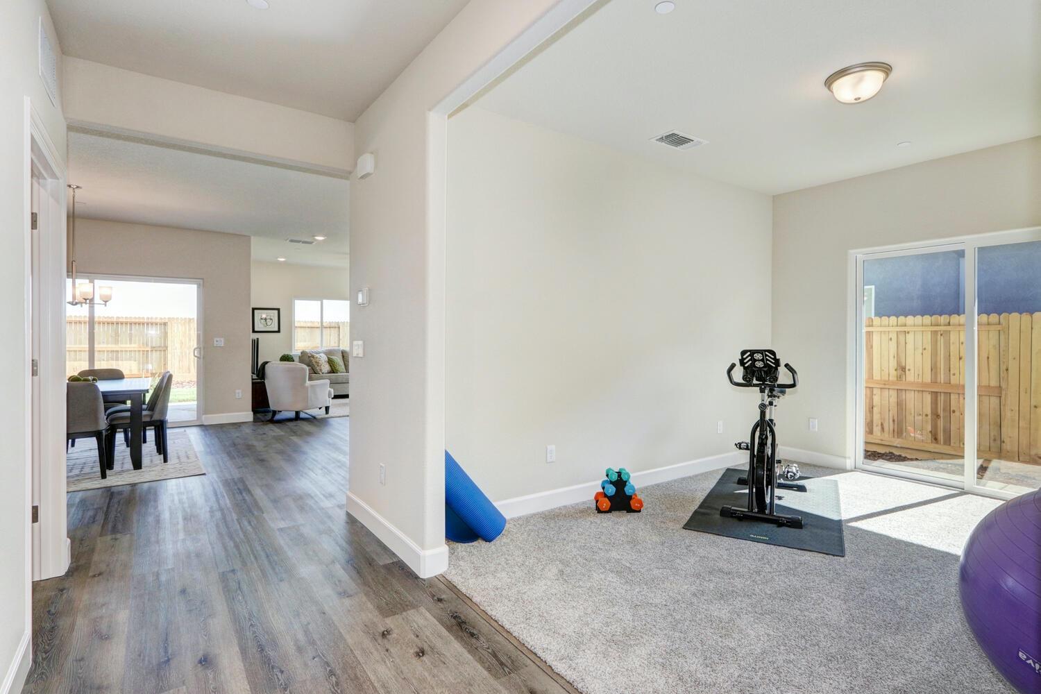 936 Norman Road Galt, CA 95632 - Photo 4 of 24