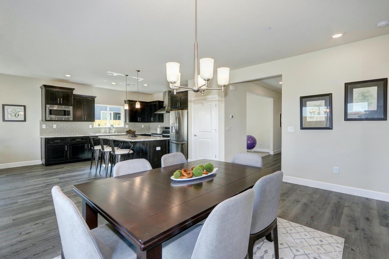 936 Norman Road Galt, CA 95632 - Photo 6 of 24