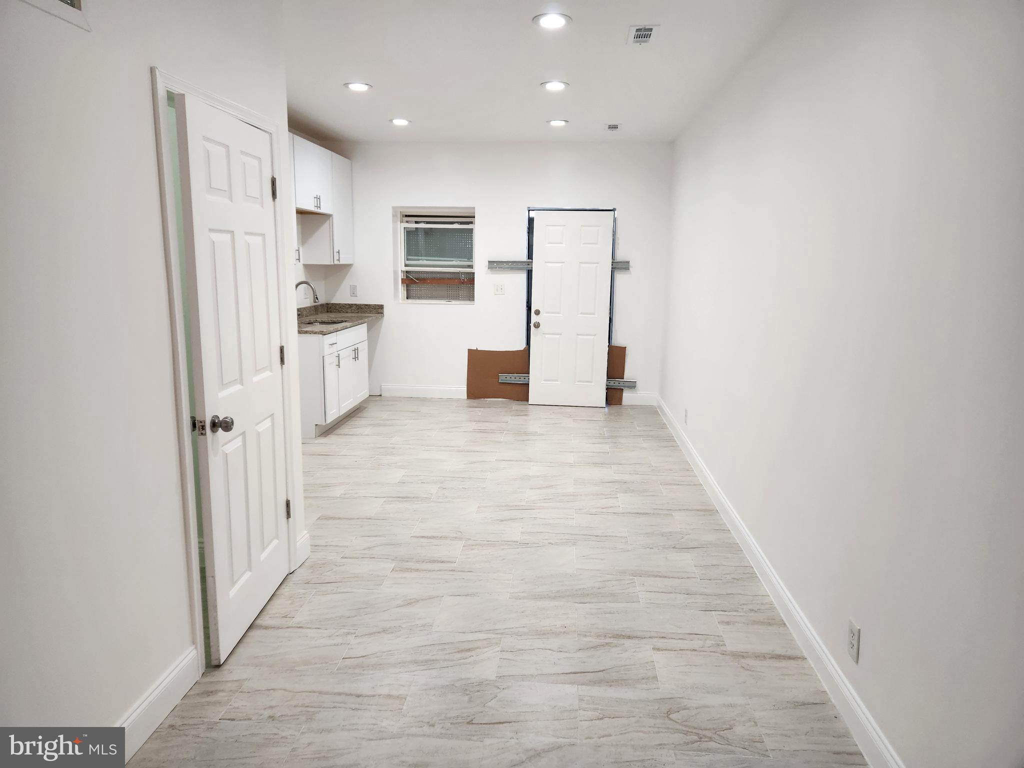 308 South Stricker Street Baltimore, MD 21223 - Photo 4 of 16