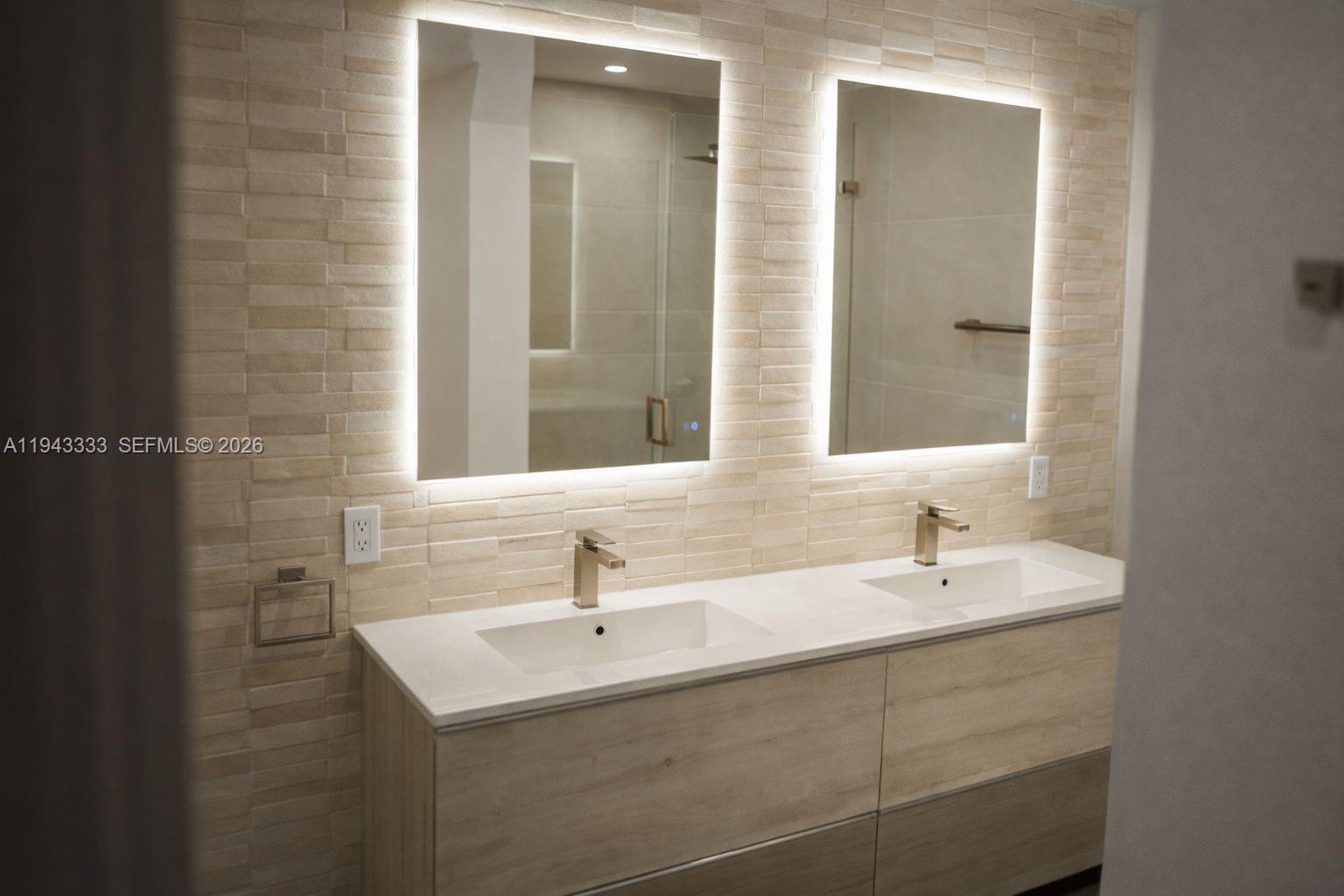 60 Southwest 13th Street, Unit 4201 Miami, FL 33130 - Photo 15 of 36