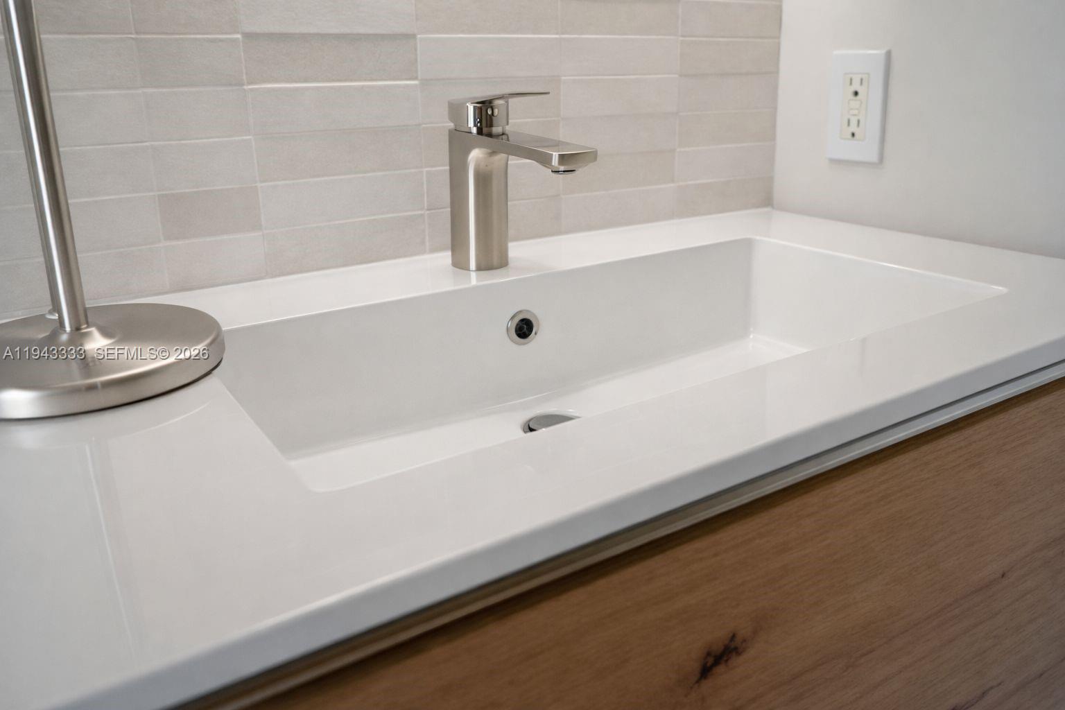 60 Southwest 13th Street, Unit 4201 Miami, FL 33130 - Photo 18 of 36