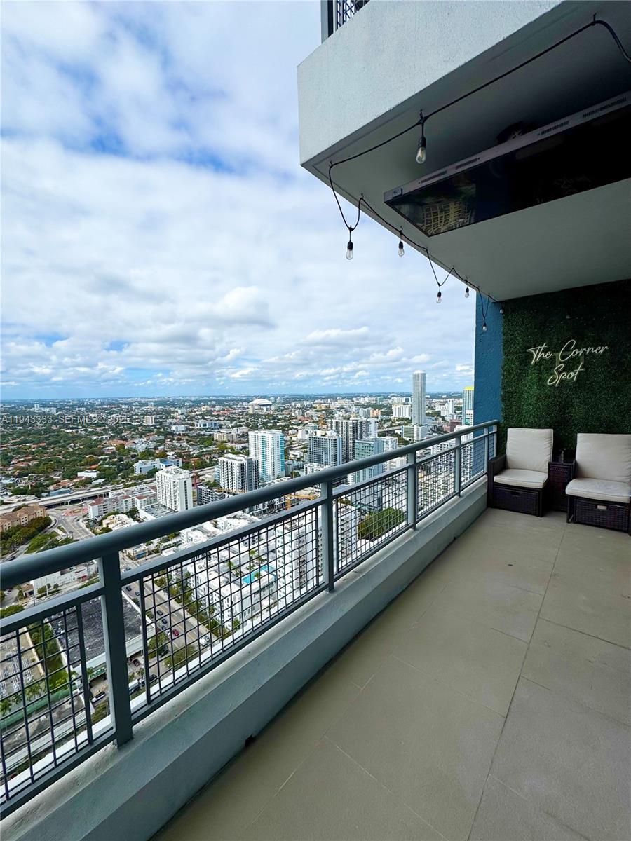 60 Southwest 13th Street, Unit 4201 Miami, FL 33130 - Photo 19 of 31