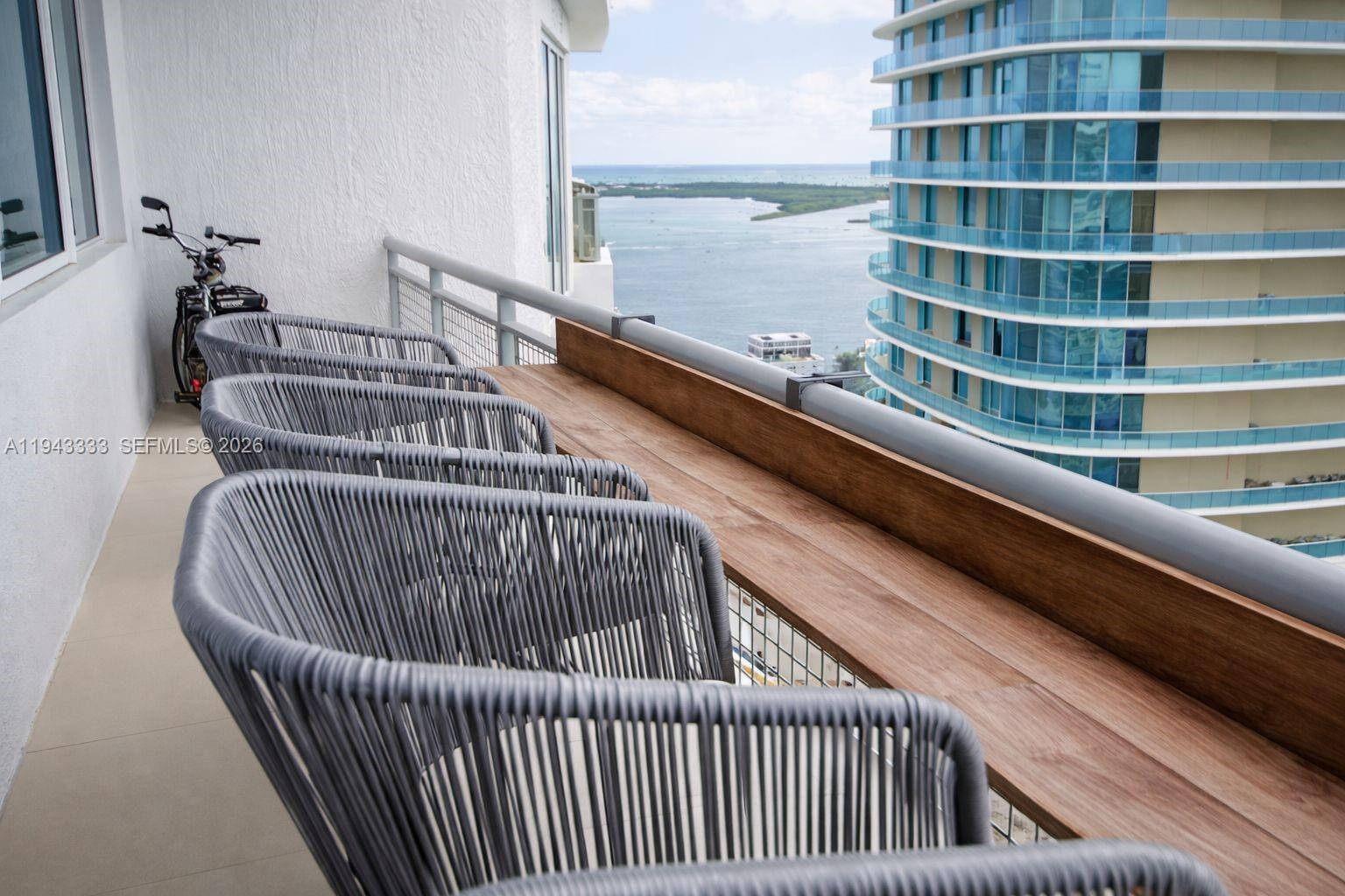 60 Southwest 13th Street, Unit 4201 Miami, FL 33130 - Photo 23 of 36