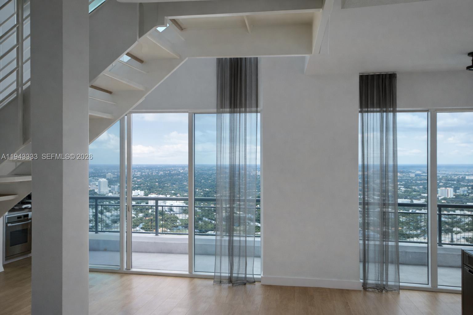 60 Southwest 13th Street, Unit 4201 Miami, FL 33130 - Photo 5 of 36