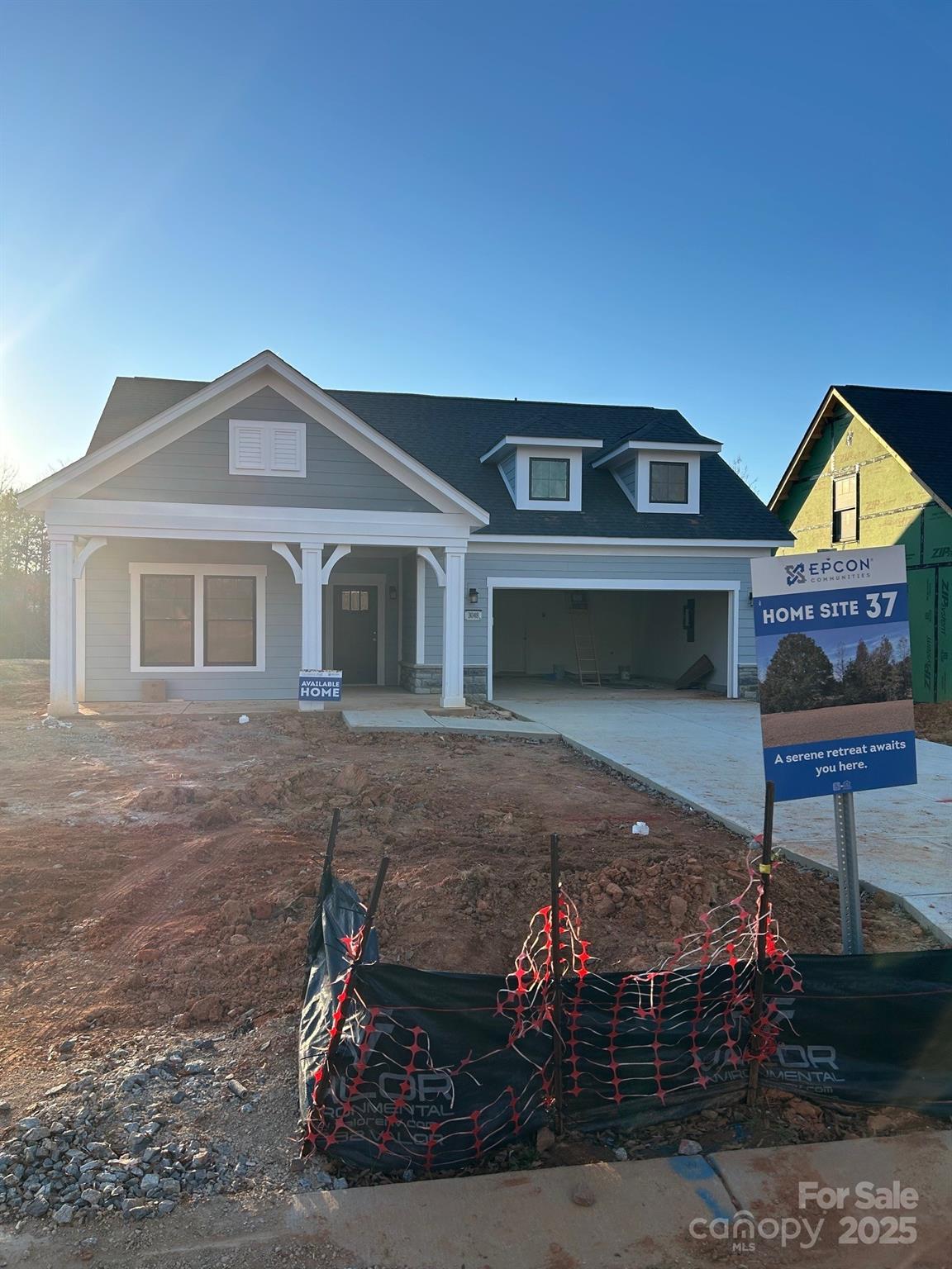 3048 Five Creek Road Charlotte, NC 28213 - Photo 3 of 12 a front view of a house with a yard