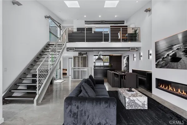 $5,295,000 | 413 29th Street, Newport Beach, CA 92663