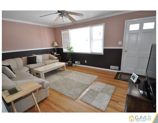 78 Hilliard Road Old Bridge, NJ 08857 - Photo 4 of 12 Gallery Image 4
