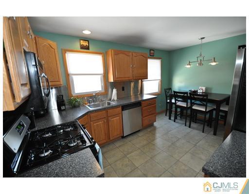 78 Hilliard Road Old Bridge, NJ 08857 - Photo 5 of 12 Gallery Image 5