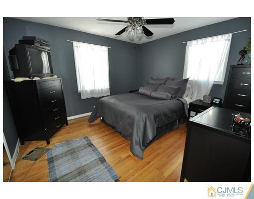 78 Hilliard Road Old Bridge, NJ 08857 - Photo 8 of 12 Gallery Image 8