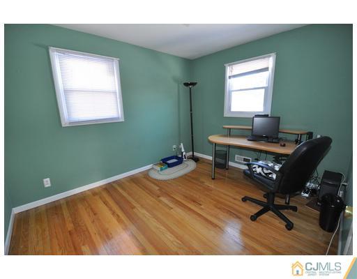 78 Hilliard Road Old Bridge, NJ 08857 - Photo 9 of 12 Gallery Image 9