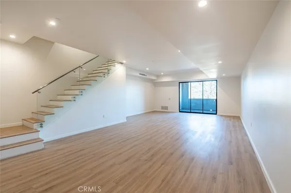 $4,800 | 7341 Valmont Street, Unit 102, Tujunga, CA 91042