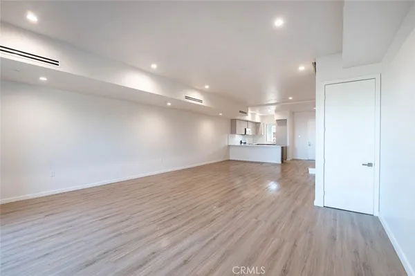 $4,800 | 7341 Valmont Street, Unit 102, Tujunga, CA 91042