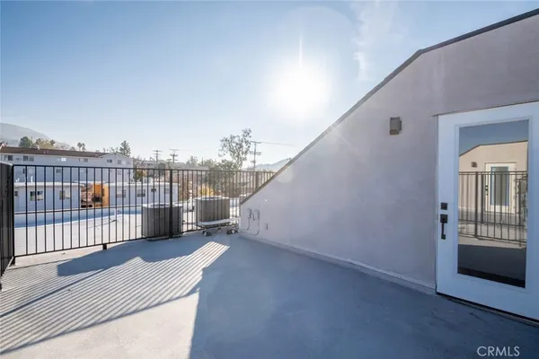 $4,800 | 7341 Valmont Street, Unit 102, Tujunga, CA 91042