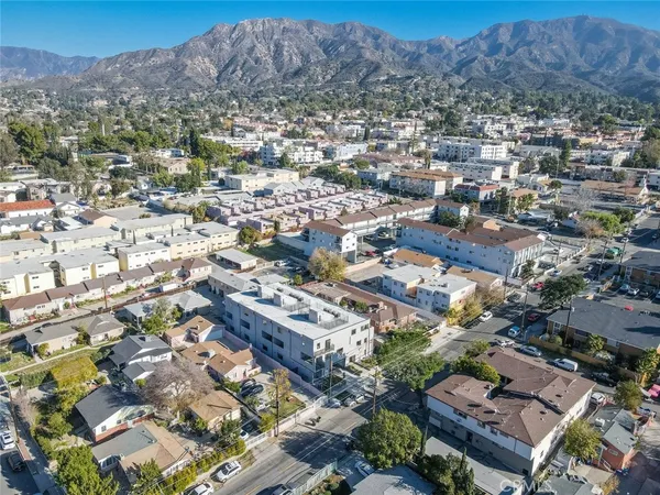 $4,800 | 7341 Valmont Street, Unit 102, Tujunga, CA 91042