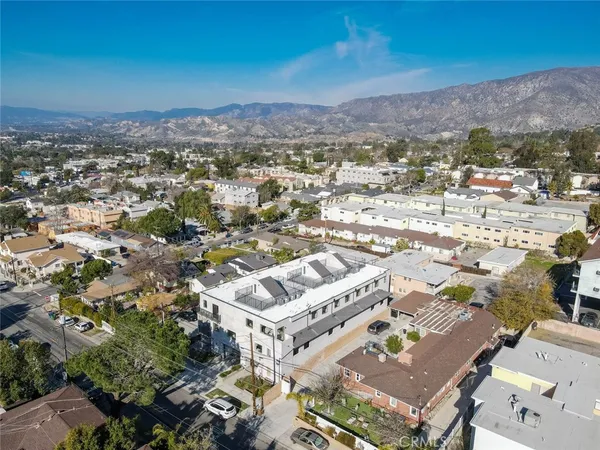 $4,800 | 7341 Valmont Street, Unit 102, Tujunga, CA 91042