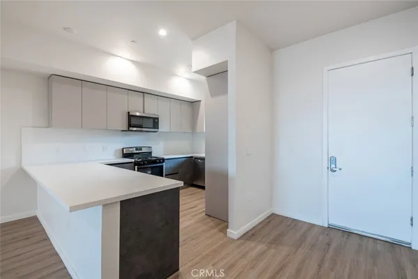 $4,800 | 7341 Valmont Street, Unit 102, Tujunga, CA 91042