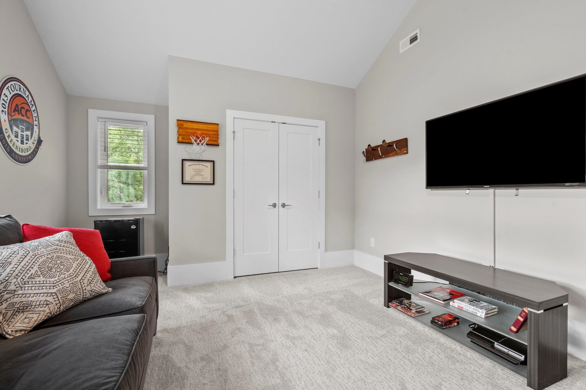 519 Heather Drive Raleigh, NC 27606 - Photo 24 of 51 Photo 24