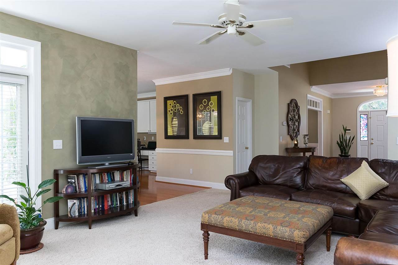 1517 High Holly Lane Raleigh, NC 27614 - Photo 5 of 25 Family Room