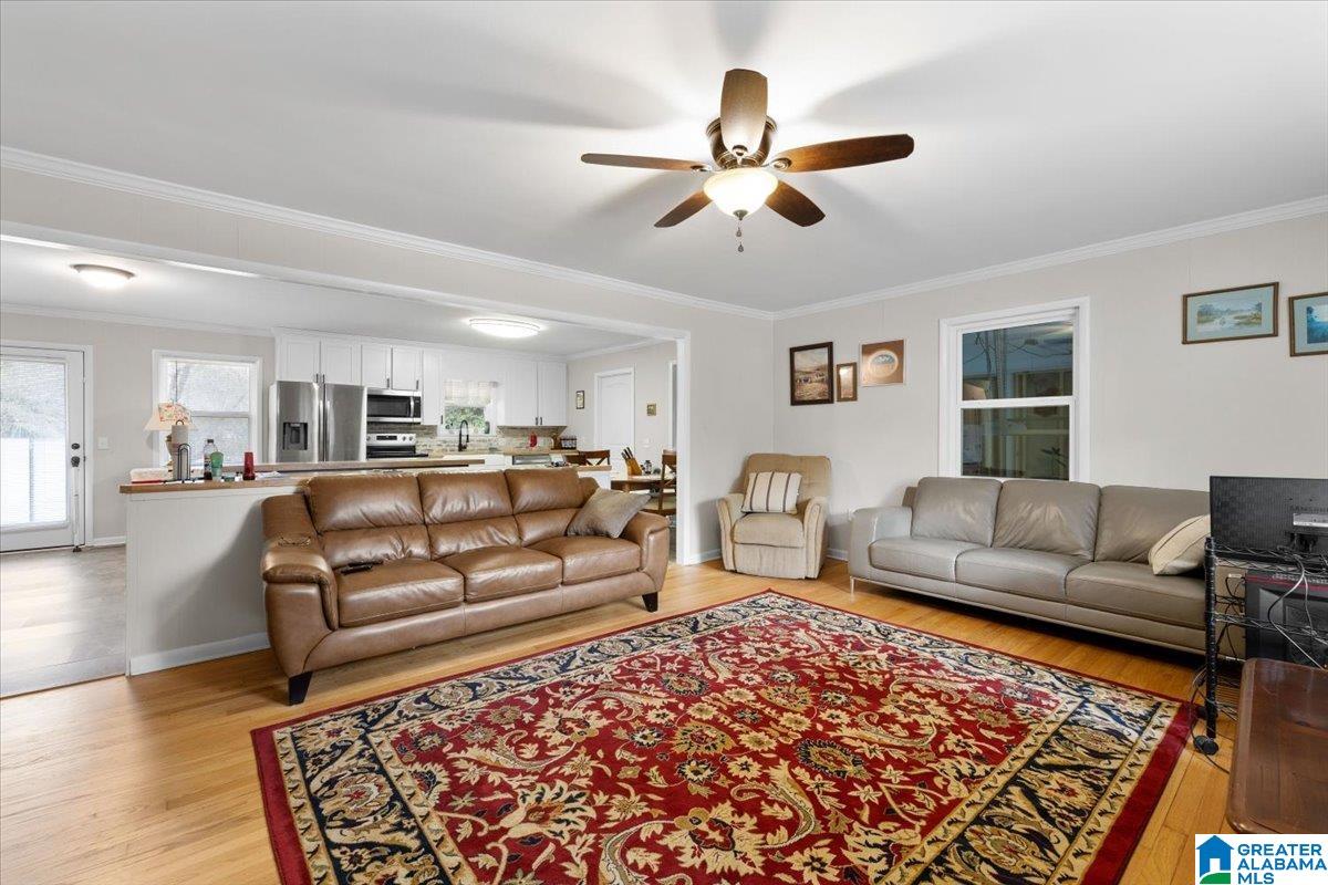 2012 Crawford Street Guntersville, AL 35976 - Photo 9 of 40