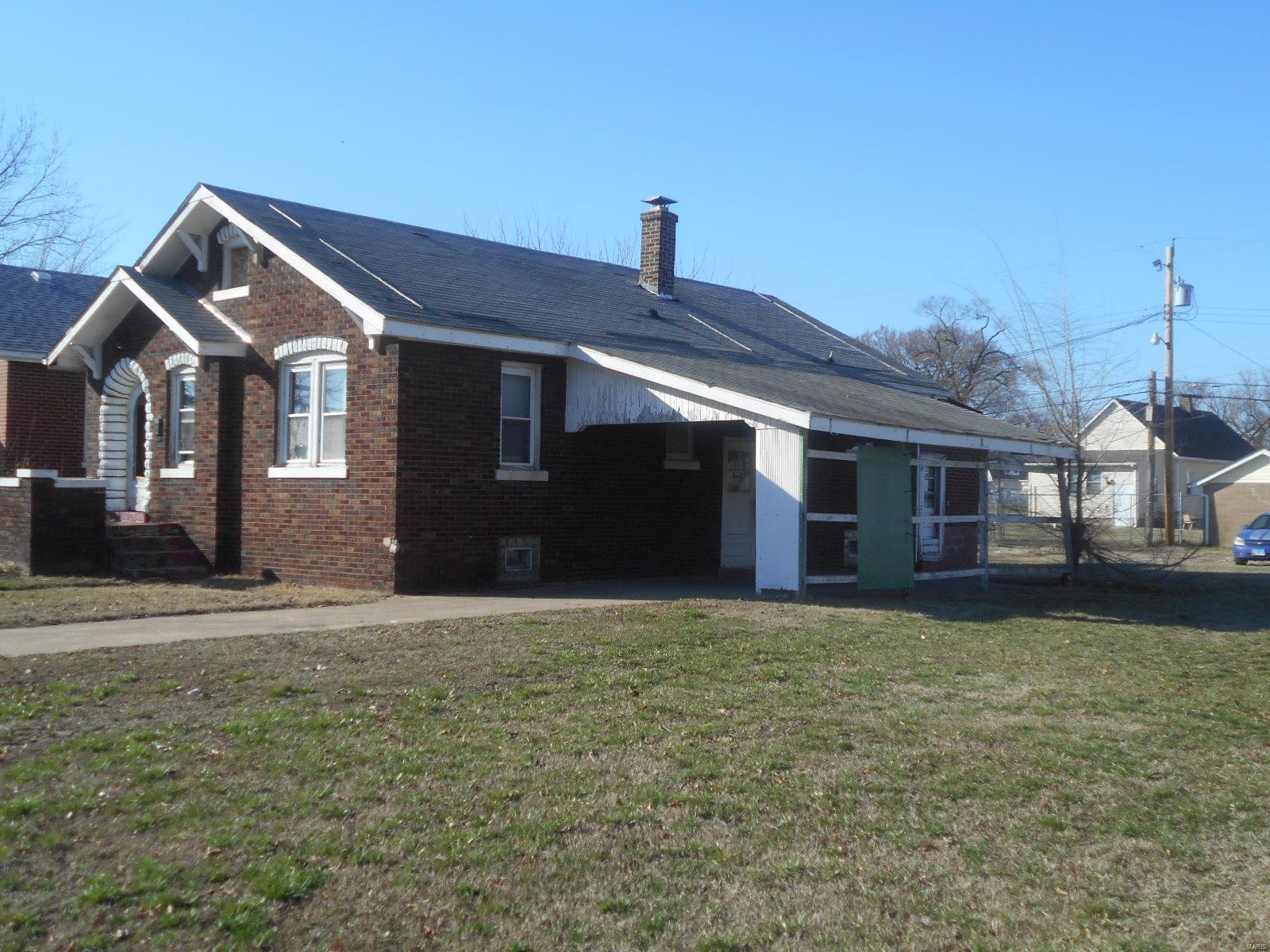 1681 2nd Street Madison, IL 62060 - Photo 4 of 8 Gallery Image 4