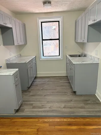 $1,900 | 30 Locust Hill Avenue, Unit 6K, Yonkers, NY 10701