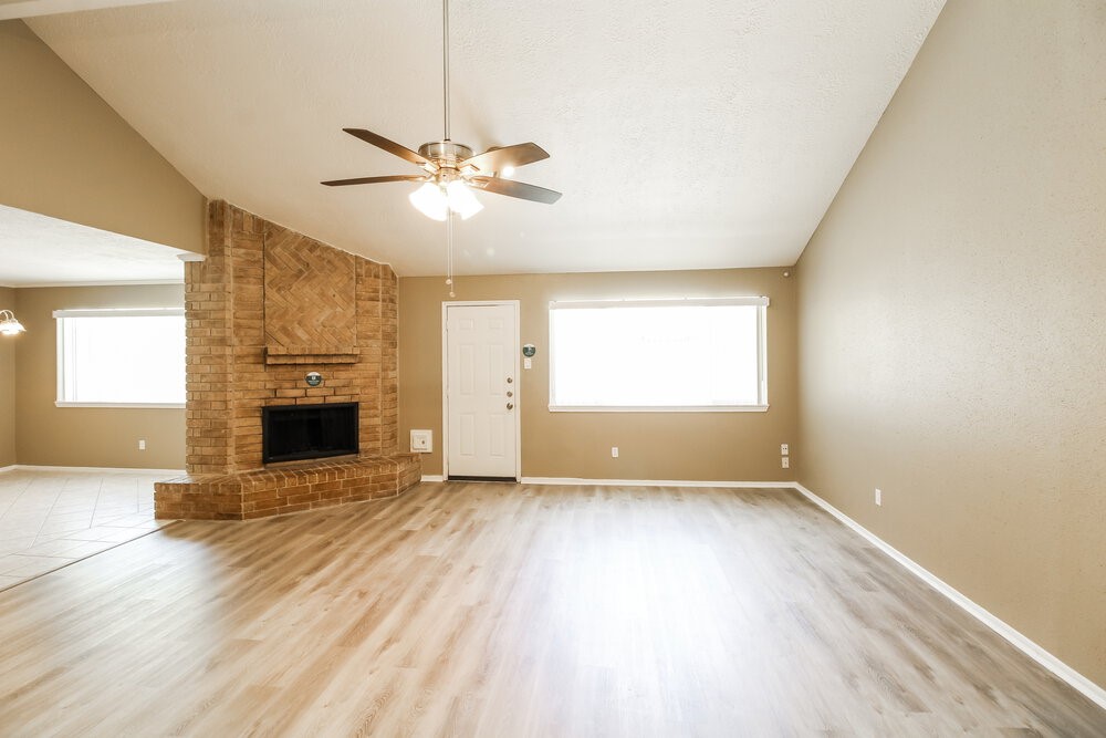 2535 Goldspring Lane Spring, TX 77373 - Photo 5 of 16