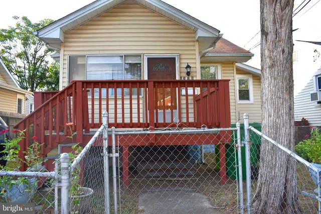 $394,900 | 4318 Newton Street, Brentwood, MD 20722