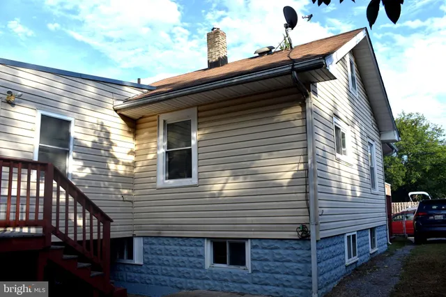 $394,900 | 4318 Newton Street, Brentwood, MD 20722