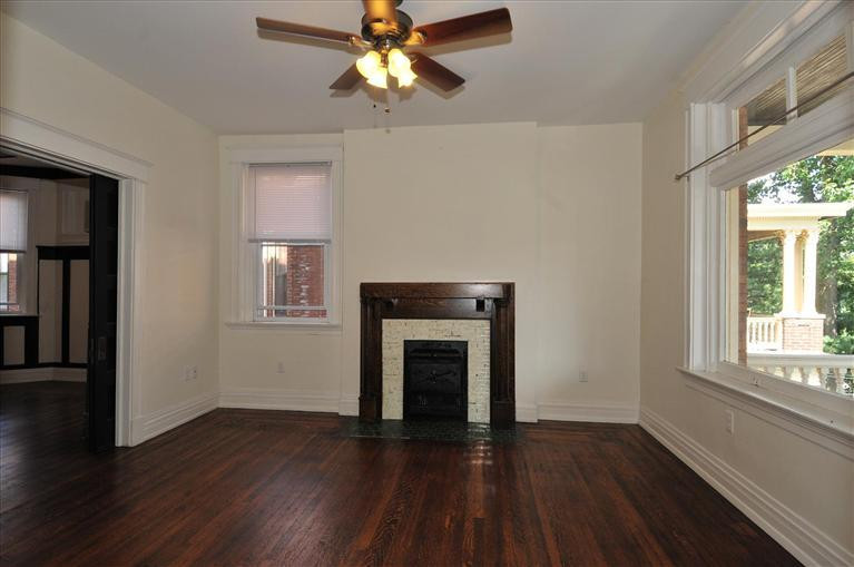 16 Wallace Avenue Covington, KY 41014 - Photo 2 of 15