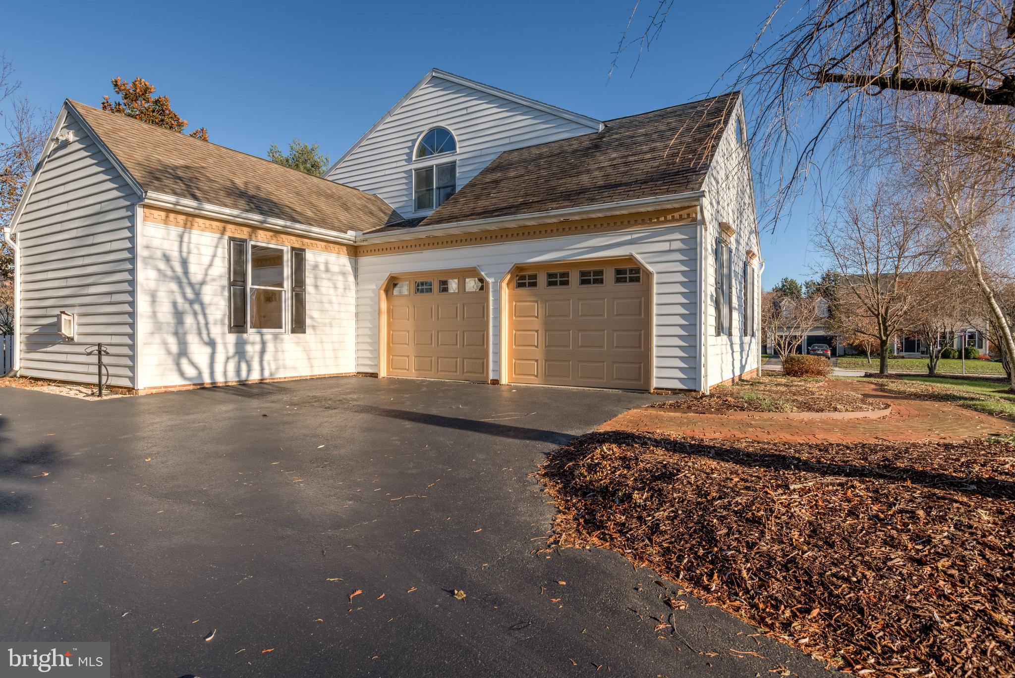201 Seneca Way Spring Grove, PA 17362 - Photo 3 of 50