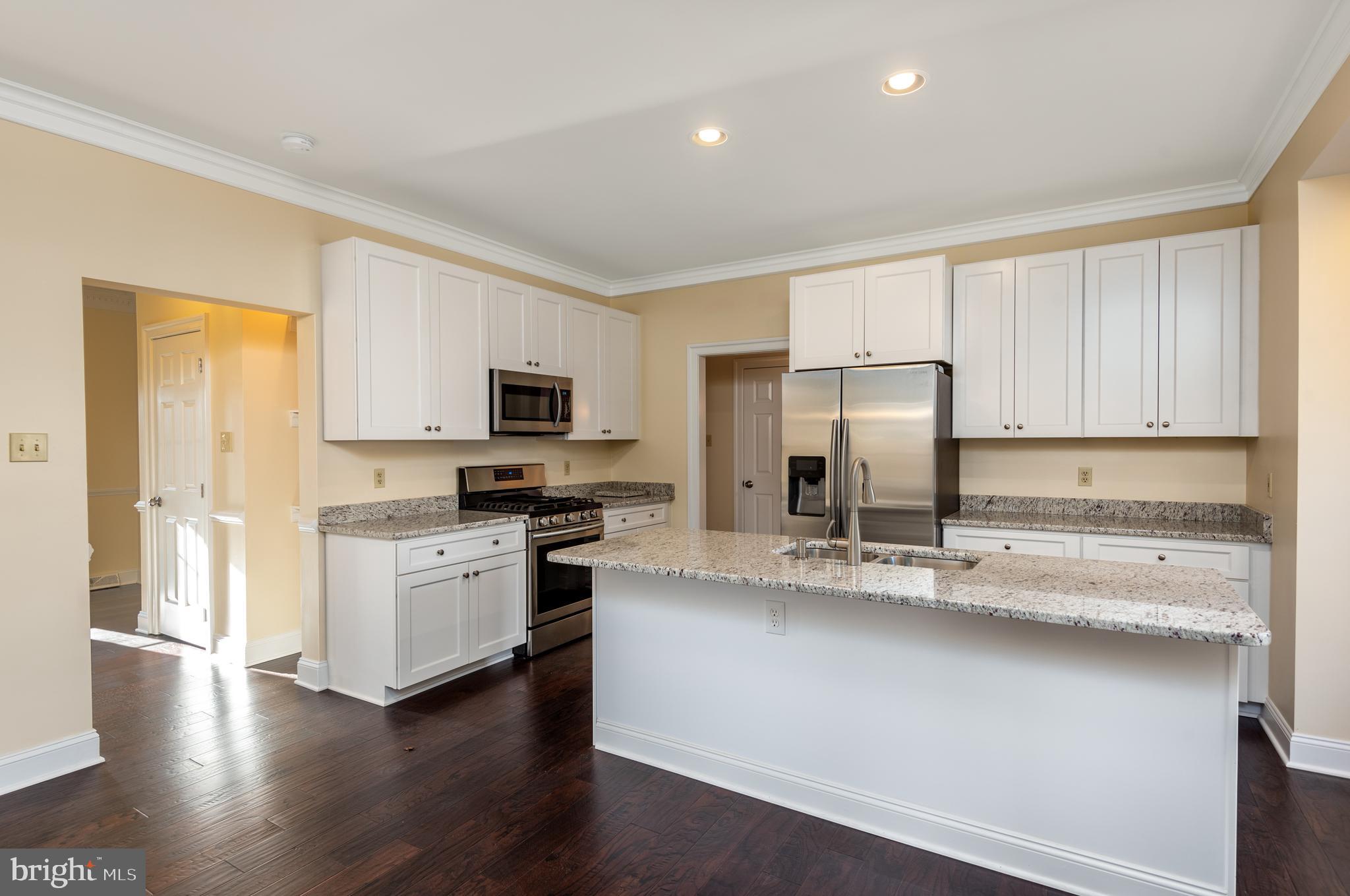 201 Seneca Way Spring Grove, PA 17362 - Photo 5 of 50
