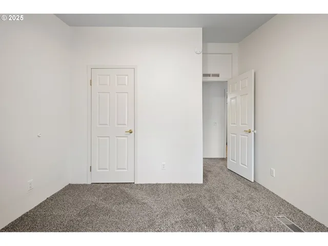 $129,901 | 1699 North Terry Street, Unit 152, Eugene, OR 97402