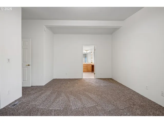 $129,901 | 1699 North Terry Street, Unit 152, Eugene, OR 97402