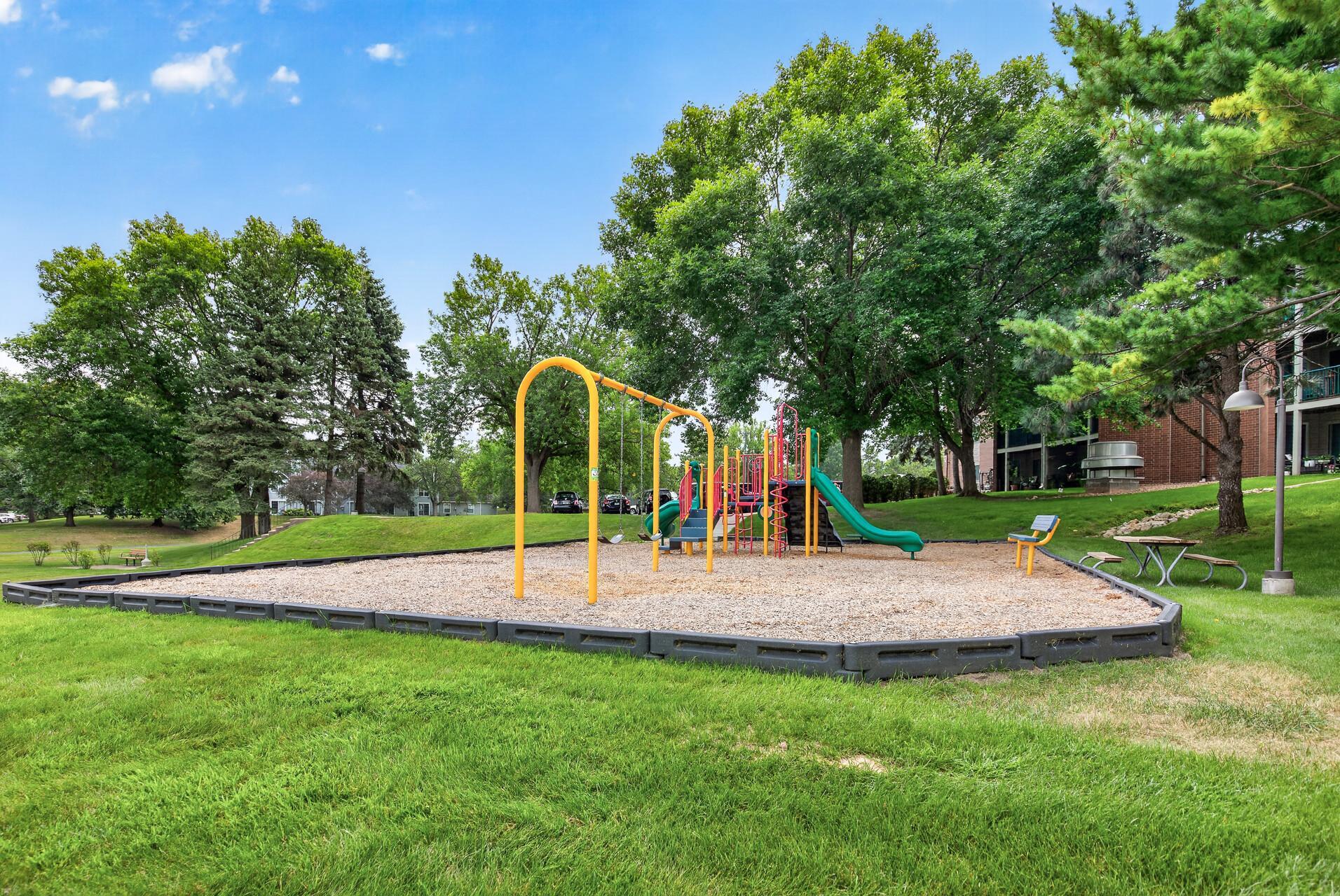 1700 Four Oaks Road, Unit 159 Eagan, MN 55121 - Photo 29 of 29 Gallery Image 29