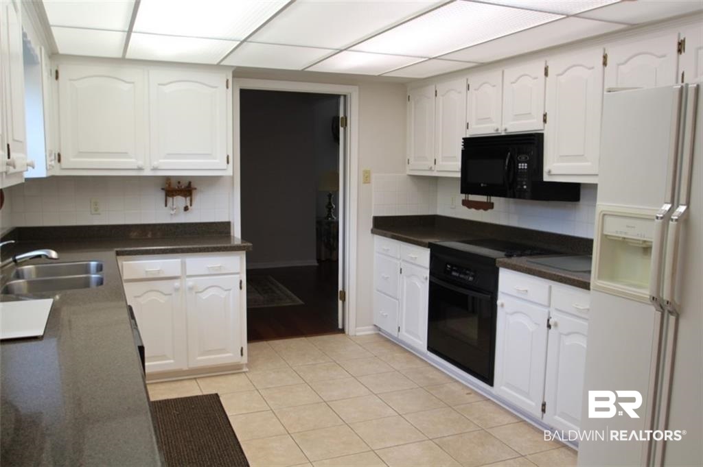 412 Fox Court Mobile, AL 36608 - Photo 7 of 24