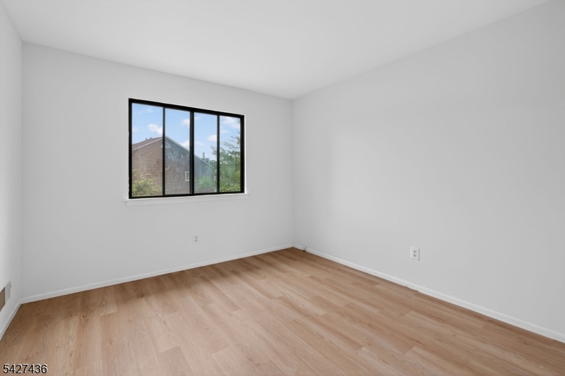 169 Castle Ridge Drive East Hanover, NJ 07936 - Photo 23 of 34