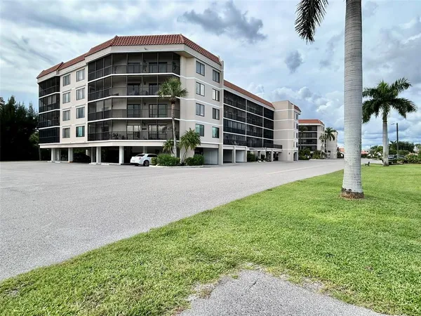 $1,700 | 25188 Marion Avenue, Unit E306, Punta Gorda, FL 33950
